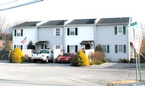 303 Bluefield Ave 2 BR Townhouse $495