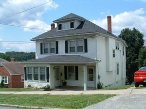 634 Rockbridge St -