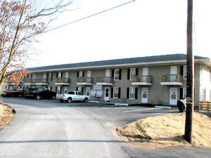 100 Carter Dr