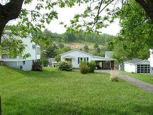 4121 Cumberland Rd - Bluefield, WV