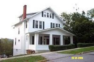 630 Rockbridge St 3 or 4 BR, 3 BA $750